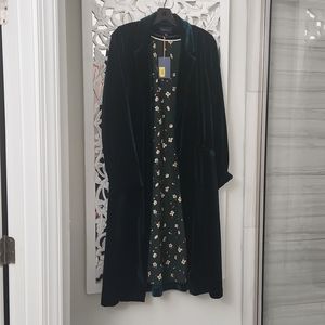 NWT  Green Velvet Duster